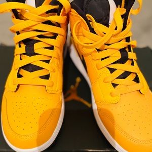 Air Jordan 1 Mid (GS)